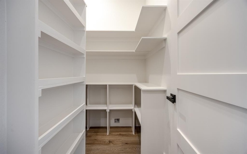 5204 Helmick Avenue, Fort Worth, TX 76107, 4 Bedrooms Bedrooms, ,3 BathroomsBathrooms,Residential,For Sale,5204 Helmick Avenue,0,21200131