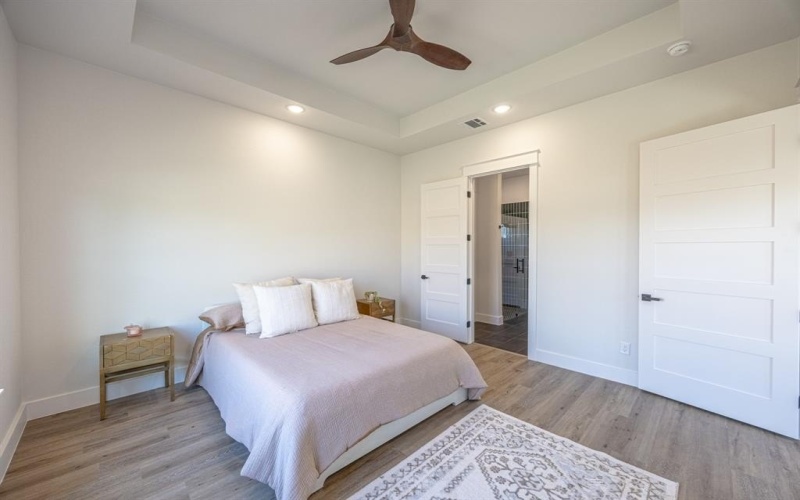 5204 Helmick Avenue, Fort Worth, TX 76107, 4 Bedrooms Bedrooms, ,3 BathroomsBathrooms,Residential,For Sale,5204 Helmick Avenue,0,21200131