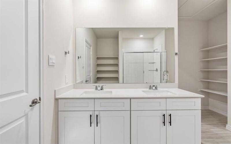 3634 Sagauro Drive, Grand Prairie, TX 75052, 4 Habitaciones Habitaciones , ,3 BañosBaños,Residential,En Venta,3634 Sagauro Drive,0,21200150