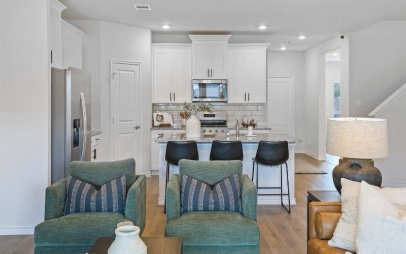 2322 Skyward Street, Grand Prairie, TX 75052, 4 Habitaciones Habitaciones , ,3 BañosBaños,Residential,En Venta,2322 Skyward Street,0,21200153