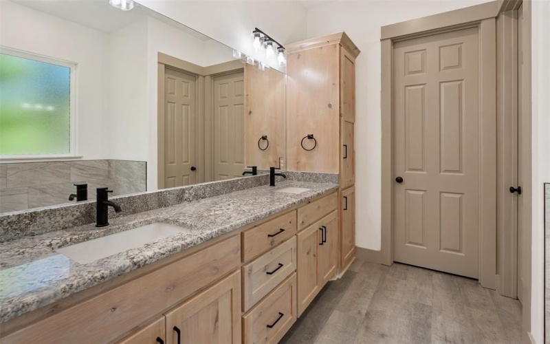 30 Rainbow Drive, Star Harbor, TX 75148, 4 Habitaciones Habitaciones , ,2 BañosBaños,Residential,En Venta,30 Rainbow Drive,0,21200222