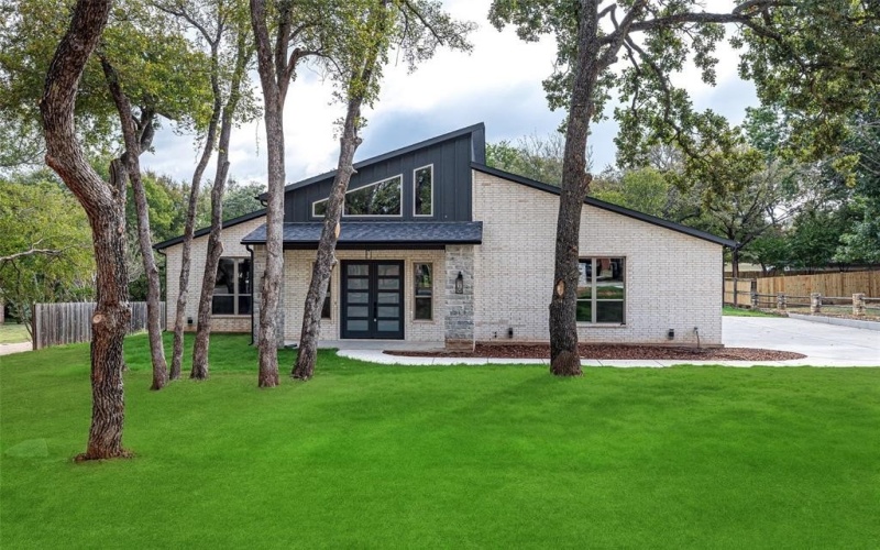 9703 Rosalie Court, Granbury, TX 76049, 3 Habitaciones Habitaciones , ,3 BañosBaños,Residential,En Venta,9703 Rosalie Court,0,21200242