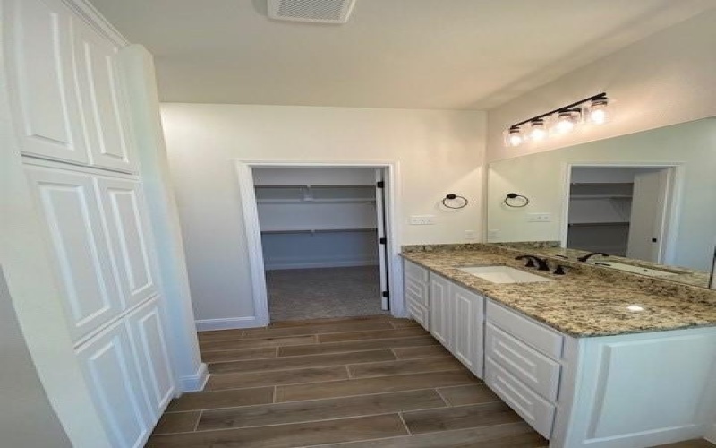 1042 Deer Island Court, Azle, TX 76020, 4 Bedrooms Bedrooms, ,2 BathroomsBathrooms,Residential,For Sale,1042 Deer Island Court,0,21200325