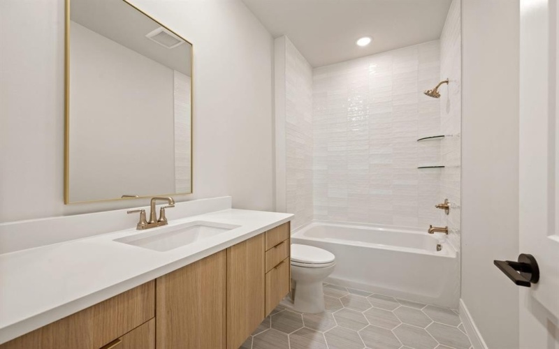 1352 Cherry Hills Lane, Irving, TX 75038, 3 Bedrooms Bedrooms, ,3 BathroomsBathrooms,Residential,For Sale,1352 Cherry Hills Lane,0,21200371