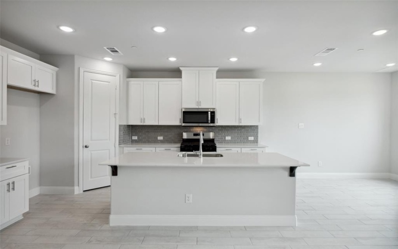 828 Heart Reef Road, Plano, TX 75075, 3 Bedrooms Bedrooms, ,2 BathroomsBathrooms,Residential,For Sale,828 Heart Reef Road,0,21200410