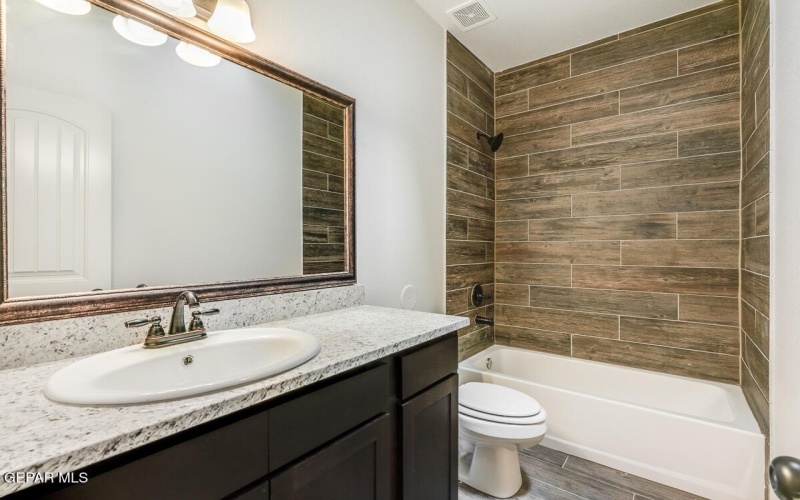 13929 Summer Hail Avenue, El Paso, TX 79928, 4 Bedrooms Bedrooms, ,2 BathroomsBathrooms,Residential,For Sale,13929 Summer Hail Avenue,0,939598