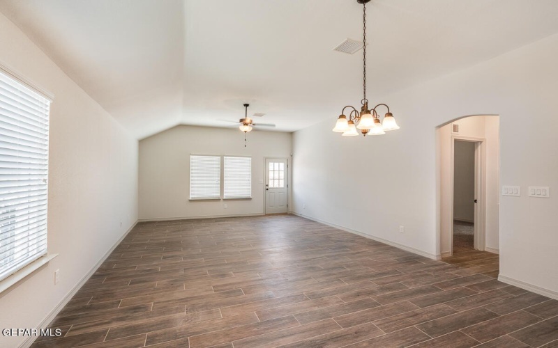 13952 Thunder Sky Avenue, El Paso, TX 79928, 4 Bedrooms Bedrooms, ,2 BathroomsBathrooms,Residential,For Sale,13952 Thunder Sky Avenue,0,939610