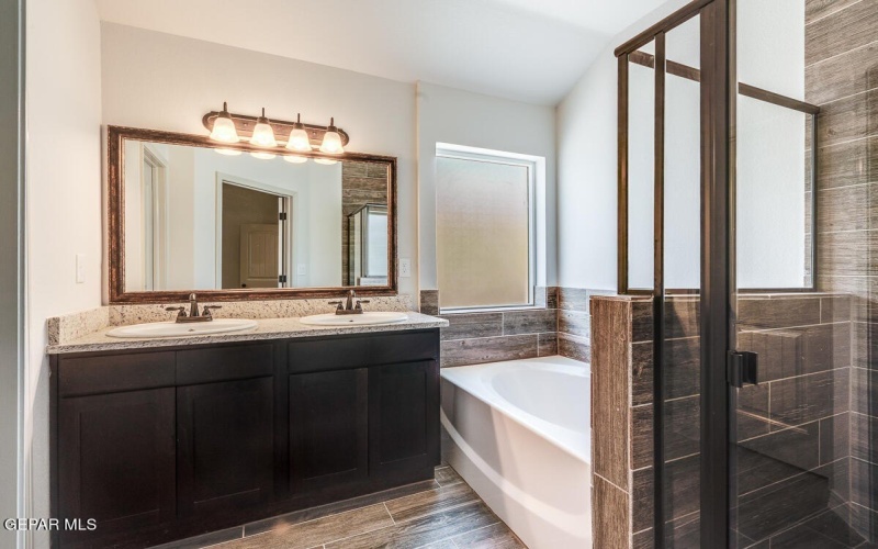 516 Caddo Lane, Clint, TX 79836, 4 Bedrooms Bedrooms, ,2 BathroomsBathrooms,Residential,For Sale,516 Caddo Lane,0,939615