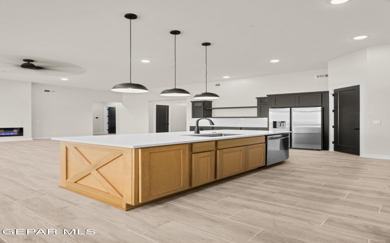 601 Curleaf Court, Horizon City, TX 79928, 4 Habitaciones Habitaciones , ,3 BañosBaños,Residential,En Venta,601 Curleaf Court,0,939619