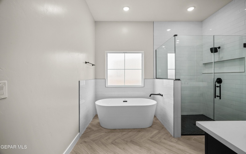 601 Curleaf Court, Horizon City, TX 79928, 4 Habitaciones Habitaciones , ,3 BañosBaños,Residential,En Venta,601 Curleaf Court,0,939619