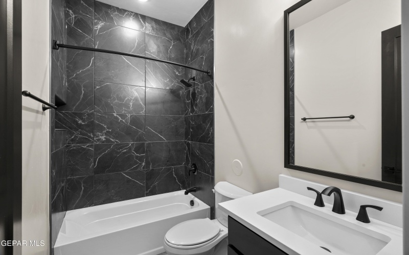 601 Curleaf Court, Horizon City, TX 79928, 4 Habitaciones Habitaciones , ,3 BañosBaños,Residential,En Venta,601 Curleaf Court,0,939619