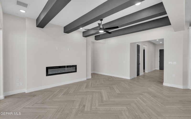 1420 HARLAN POINT Place, El Paso, TX 79928, 4 Habitaciones Habitaciones , ,2 BañosBaños,Residential,En Venta,1420 HARLAN POINT Place,0,939629