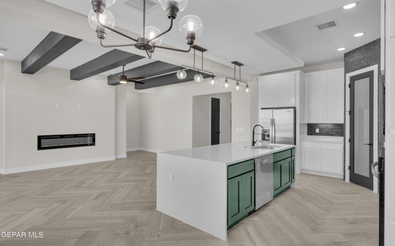 1420 HARLAN POINT Place, El Paso, TX 79928, 4 Habitaciones Habitaciones , ,2 BañosBaños,Residential,En Venta,1420 HARLAN POINT Place,0,939629