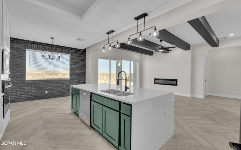 1420 HARLAN POINT Place, El Paso, TX 79928, 4 Habitaciones Habitaciones , ,2 BañosBaños,Residential,En Venta,1420 HARLAN POINT Place,0,939629