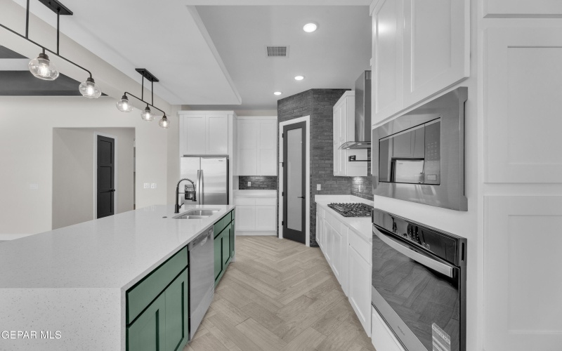 1420 HARLAN POINT Place, El Paso, TX 79928, 4 Habitaciones Habitaciones , ,2 BañosBaños,Residential,En Venta,1420 HARLAN POINT Place,0,939629