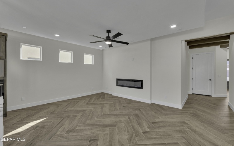 1404 HARLAN POINT Place, El Paso, TX 79928, 4 Habitaciones Habitaciones , ,2 BañosBaños,Residential,En Venta,1404 HARLAN POINT Place,0,939630