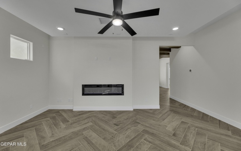 1404 HARLAN POINT Place, El Paso, TX 79928, 4 Habitaciones Habitaciones , ,2 BañosBaños,Residential,En Venta,1404 HARLAN POINT Place,0,939630