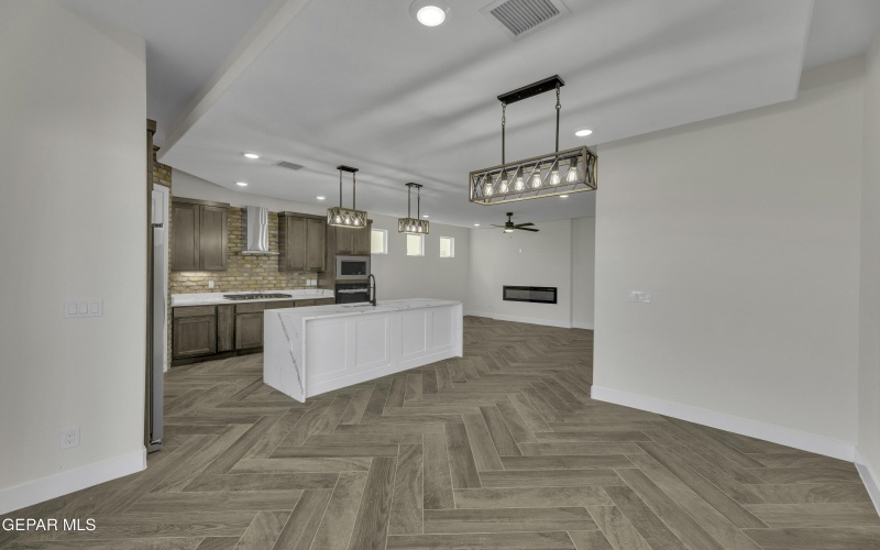 1404 HARLAN POINT Place, El Paso, TX 79928, 4 Habitaciones Habitaciones , ,2 BañosBaños,Residential,En Venta,1404 HARLAN POINT Place,0,939630