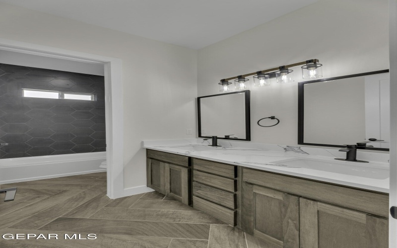 1404 HARLAN POINT Place, El Paso, TX 79928, 4 Habitaciones Habitaciones , ,2 BañosBaños,Residential,En Venta,1404 HARLAN POINT Place,0,939630