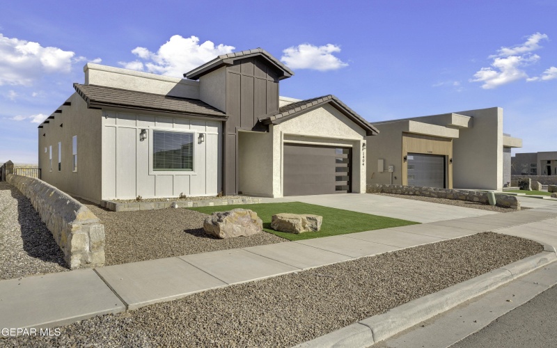 1404 HARLAN POINT Place, El Paso, TX 79928, 4 Habitaciones Habitaciones , ,2 BañosBaños,Residential,En Venta,1404 HARLAN POINT Place,0,939630