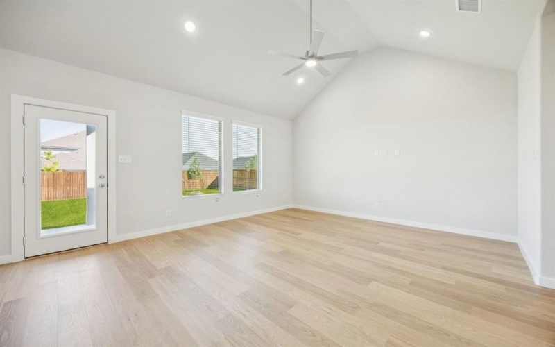 3500 Brazos Drive, Farmersville, TX 75442, 5 Habitaciones Habitaciones , ,5 BañosBaños,Residential,En Venta,3500 Brazos Drive,0,21200418