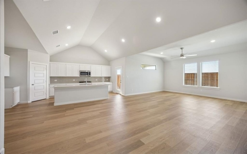 2102 Sunshining Road, Princeton, TX 75407, 5 Bedrooms Bedrooms, ,5 BathroomsBathrooms,Residential,For Sale,2102 Sunshining Road,0,21200423