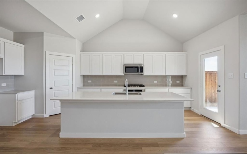 2102 Sunshining Road, Princeton, TX 75407, 5 Bedrooms Bedrooms, ,5 BathroomsBathrooms,Residential,For Sale,2102 Sunshining Road,0,21200423