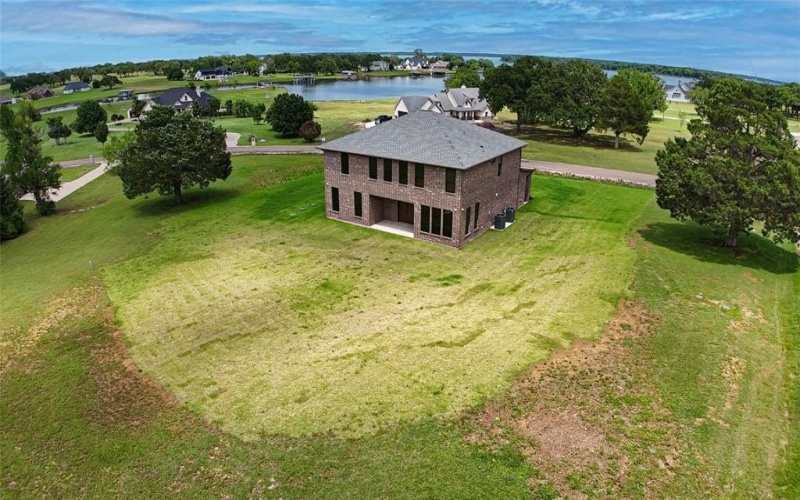 101 Crepe Myrtle, Corsicana, TX 75109, 5 Habitaciones Habitaciones , ,5 BañosBaños,Residential,En Venta,101 Crepe Myrtle,0,21200429