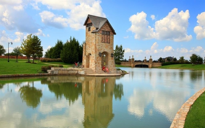 1004 Biltmore Court, Forney, TX 75126, 4 Bedrooms Bedrooms, ,3 BathroomsBathrooms,Residential,For Sale,1004 Biltmore Court,0,21200431