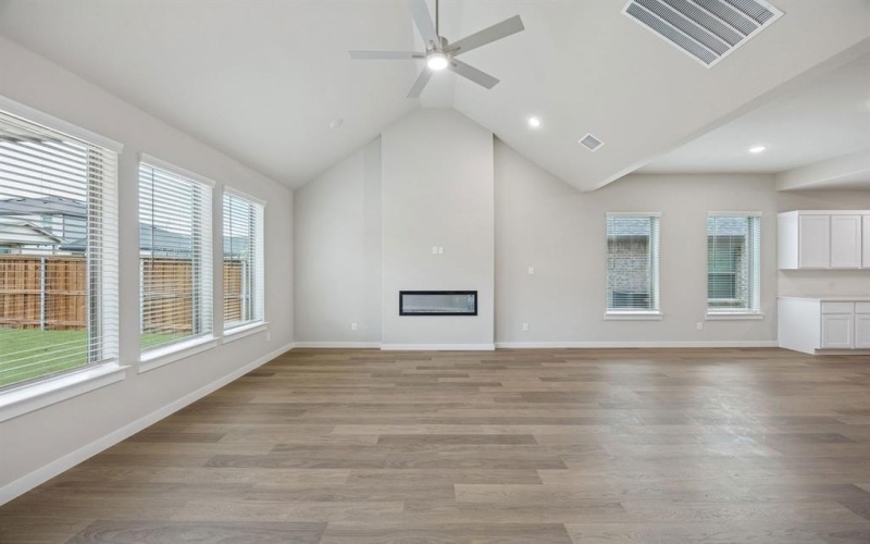 2104 Sunshining Road, Princeton, TX 75407, 4 Habitaciones Habitaciones , ,3 BañosBaños,Residential,En Venta,2104 Sunshining Road,0,21200452