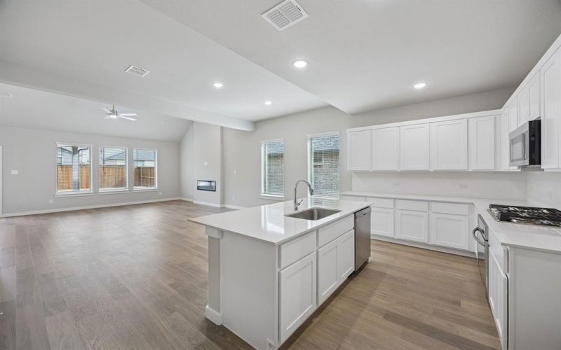 2104 Sunshining Road, Princeton, TX 75407, 4 Habitaciones Habitaciones , ,3 BañosBaños,Residential,En Venta,2104 Sunshining Road,0,21200452