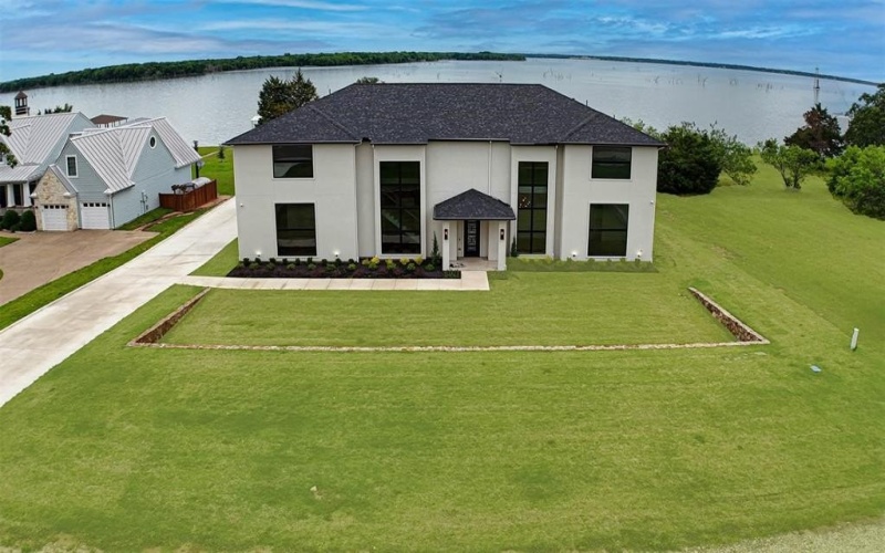 733 El Barco, Corsicana, TX 75109, 9 Habitaciones Habitaciones , ,7 BañosBaños,Residential,En Venta,733 El Barco,0,21200510