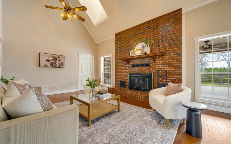 12843 Farm Road 909, Bogata, TX 75417, 3 Habitaciones Habitaciones , ,2 BañosBaños,Residential,En Venta,12843 Farm Road 909,0,21200602