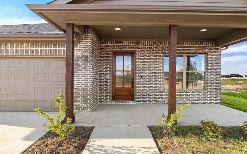 1032 Holcomb Road, Dallas, TX 75217, 3 Habitaciones Habitaciones , ,2 BañosBaños,Residential,En Venta,1032 Holcomb Road,0,21200611