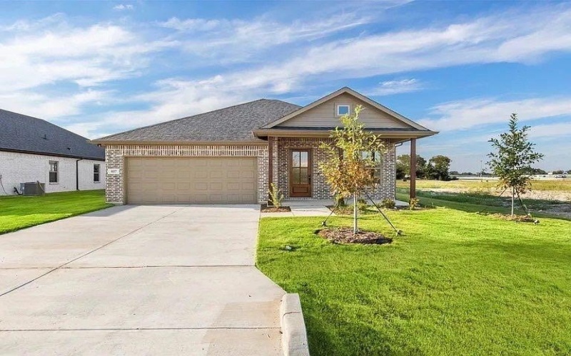 1032 Holcomb Road, Dallas, TX 75217, 3 Habitaciones Habitaciones , ,2 BañosBaños,Residential,En Venta,1032 Holcomb Road,0,21200611