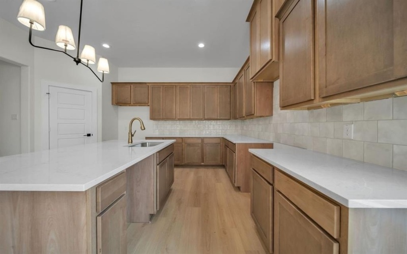 1032 Holcomb Road, Dallas, TX 75217, 3 Habitaciones Habitaciones , ,2 BañosBaños,Residential,En Venta,1032 Holcomb Road,0,21200611