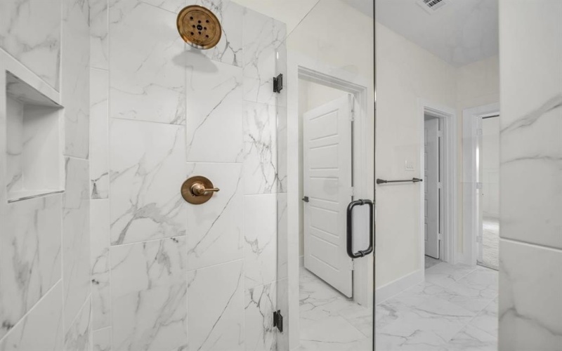 1032 Holcomb Road, Dallas, TX 75217, 3 Habitaciones Habitaciones , ,2 BañosBaños,Residential,En Venta,1032 Holcomb Road,0,21200611