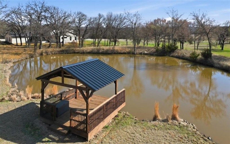 860 County Road 208, Gainesville, TX 76240, 4 Bedrooms Bedrooms, ,3 BathroomsBathrooms,Residential,For Sale,860 County Road 208,0,21200639