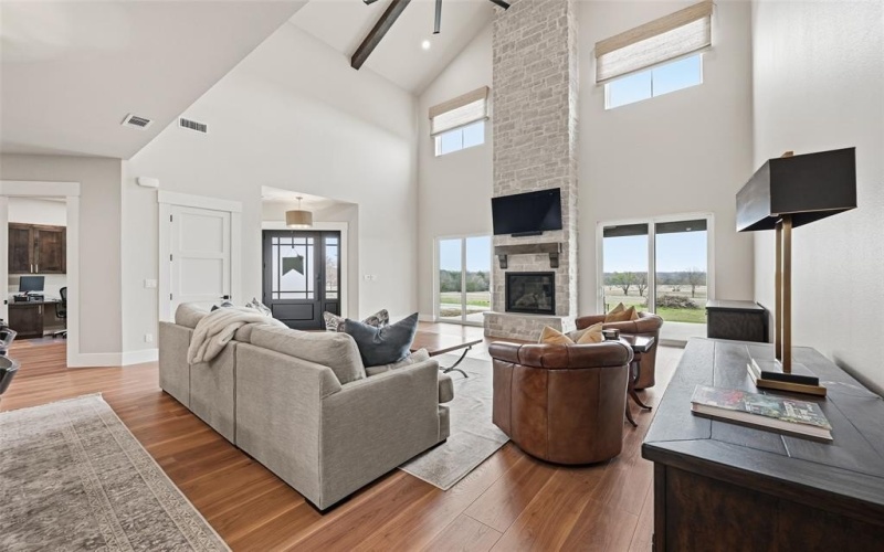 860 County Road 208, Gainesville, TX 76240, 4 Bedrooms Bedrooms, ,3 BathroomsBathrooms,Residential,For Sale,860 County Road 208,0,21200639