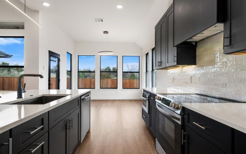 598 E Woodell Drive, Glenn Heights, TX 75154, 4 Bedrooms Bedrooms, ,3 BathroomsBathrooms,Residential,For Sale,598 E Woodell Drive,0,21200653