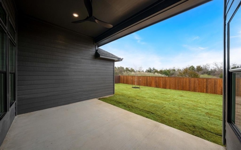 598 E Woodell Drive, Glenn Heights, TX 75154, 4 Bedrooms Bedrooms, ,3 BathroomsBathrooms,Residential,For Sale,598 E Woodell Drive,0,21200653