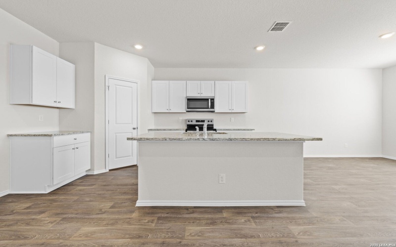 14732 Childress, San Antonio, TX 78245, 4 Habitaciones Habitaciones , ,3 BañosBaños,Residential,En Venta,14732 Childress,0,1946853