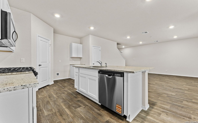 249 American Robin Way, San Antonio, TX 78253, 4 Bedrooms Bedrooms, ,2 BathroomsBathrooms,Residential,For Sale,249 American Robin Way,0,1947005