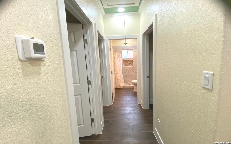 723 S San Bernardo Ave, San Antonio, TX 78237, 3 Habitaciones Habitaciones , ,2 BañosBaños,Residential,En Venta,723 S San Bernardo Ave,0,1947059