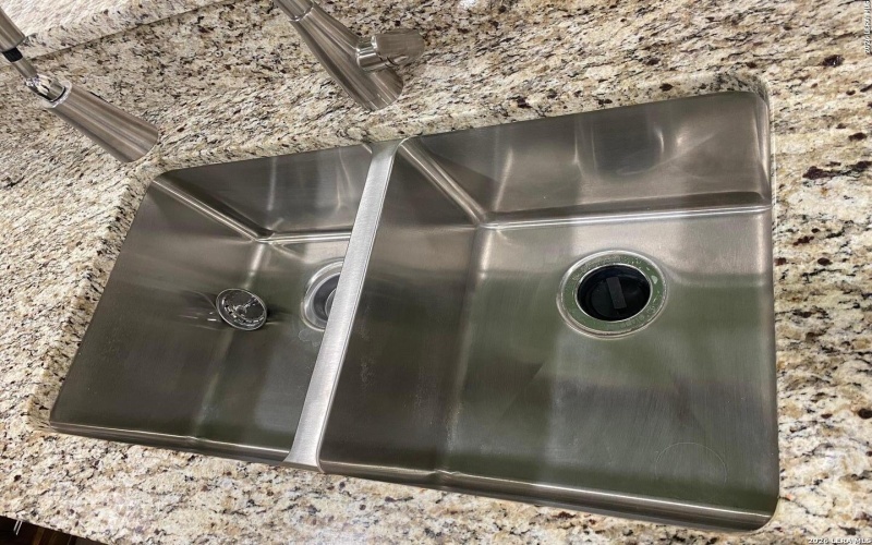 723 S San Bernardo Ave, San Antonio, TX 78237, 3 Habitaciones Habitaciones , ,2 BañosBaños,Residential,En Venta,723 S San Bernardo Ave,0,1947059