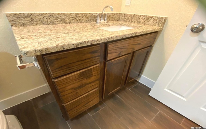 723 S San Bernardo Ave, San Antonio, TX 78237, 3 Habitaciones Habitaciones , ,2 BañosBaños,Residential,En Venta,723 S San Bernardo Ave,0,1947059