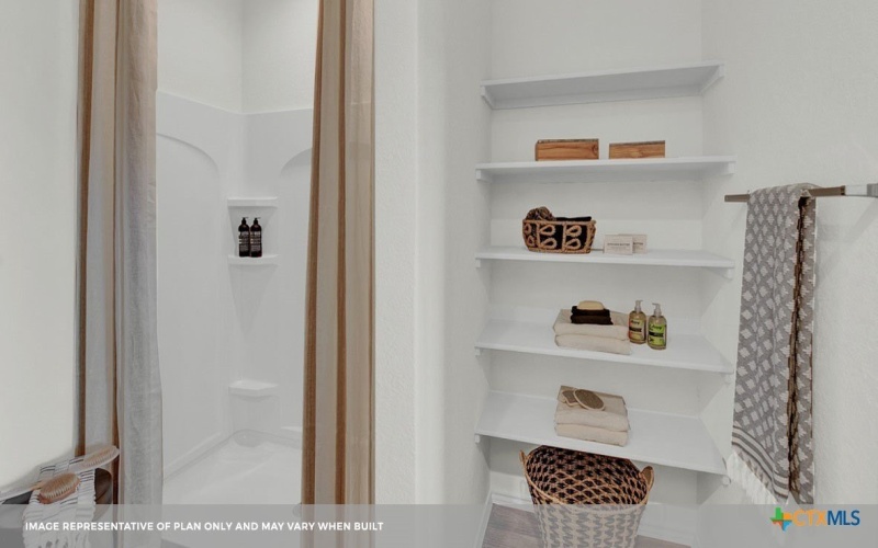 334 BOATMAN Cove, Seguin, TX 78155, 4 Habitaciones Habitaciones , ,3 BañosBaños,Residential,En Venta,334 BOATMAN Cove,0,606556