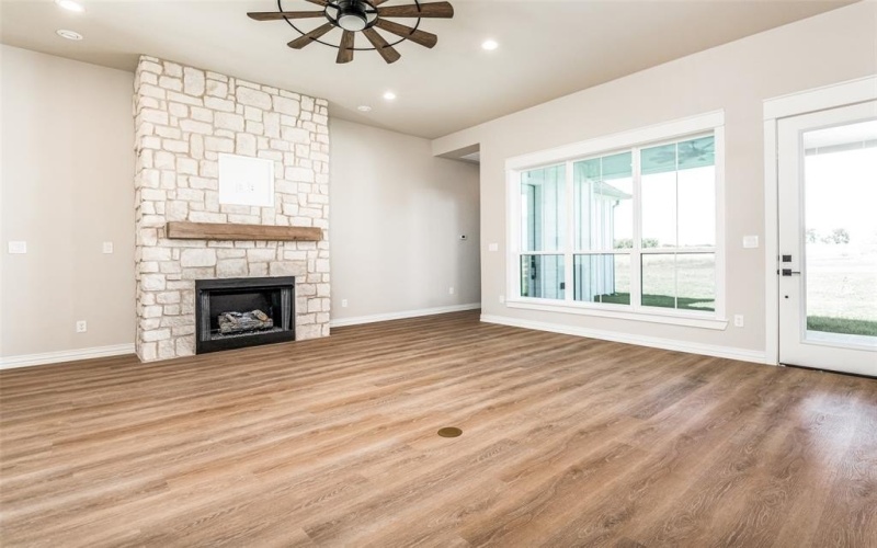 13601 Jackson Road, Krum, TX 76249, 4 Bedrooms Bedrooms, ,3 BathroomsBathrooms,Residential,For Sale,13601 Jackson Road,20708424