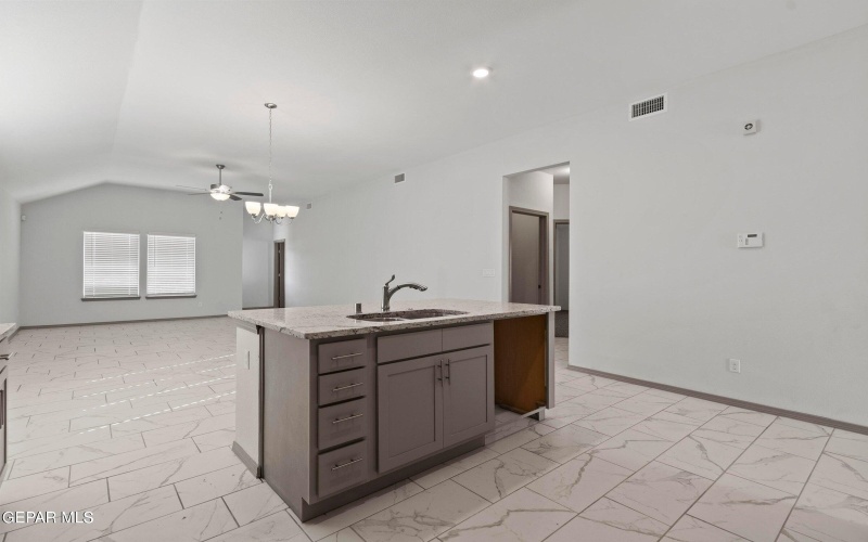 12401 Caddo Lane, Clint, TX 79836, 4 Habitaciones Habitaciones , ,3 BañosBaños,Residential,En Venta,12401 Caddo Lane,0,939669