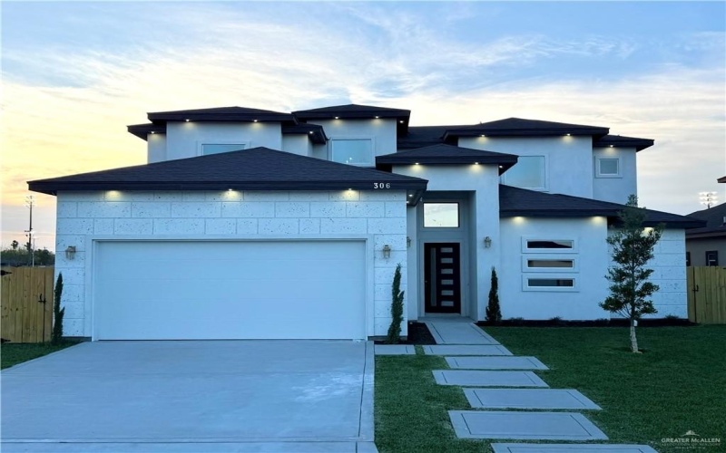 306 N 30th Street, Hidalgo, TX 78557, 4 Bedrooms Bedrooms, ,3 BathroomsBathrooms,Residential,For Sale,306 N 30th Street,0,497676